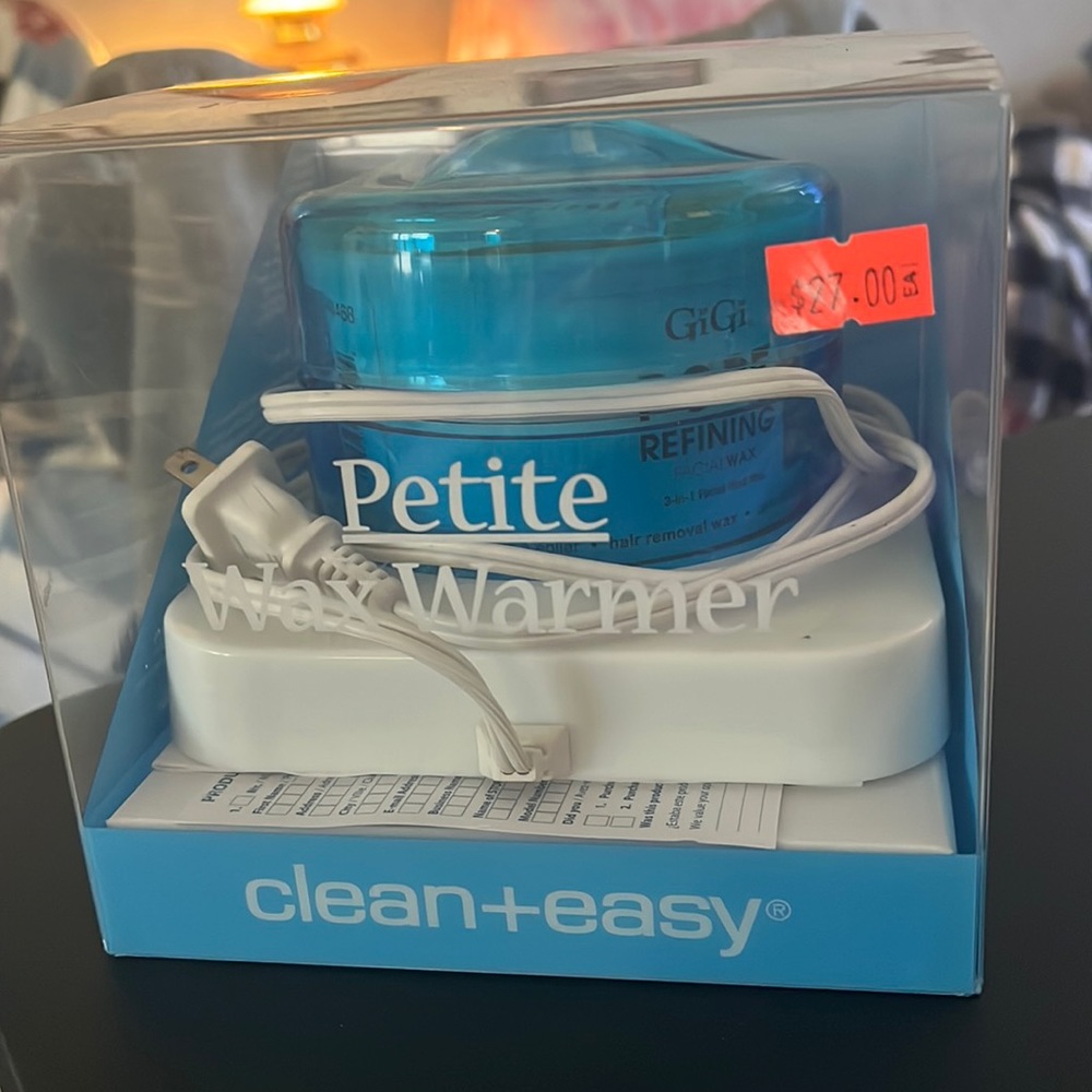 Clean and easy wax melting pot